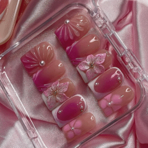 Uñas de aplicación instantánea (Este producto es para una practica escolar, no esta a la venta )